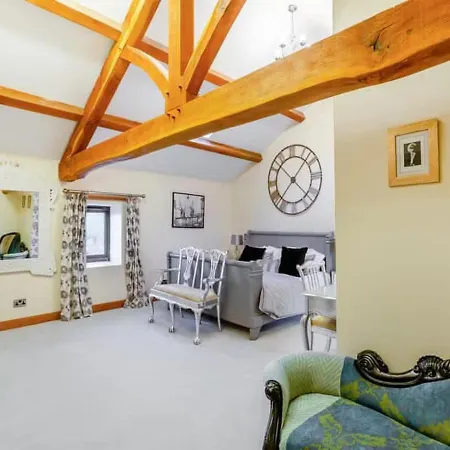 Rookery Barn In The Outskirts Of Darley *